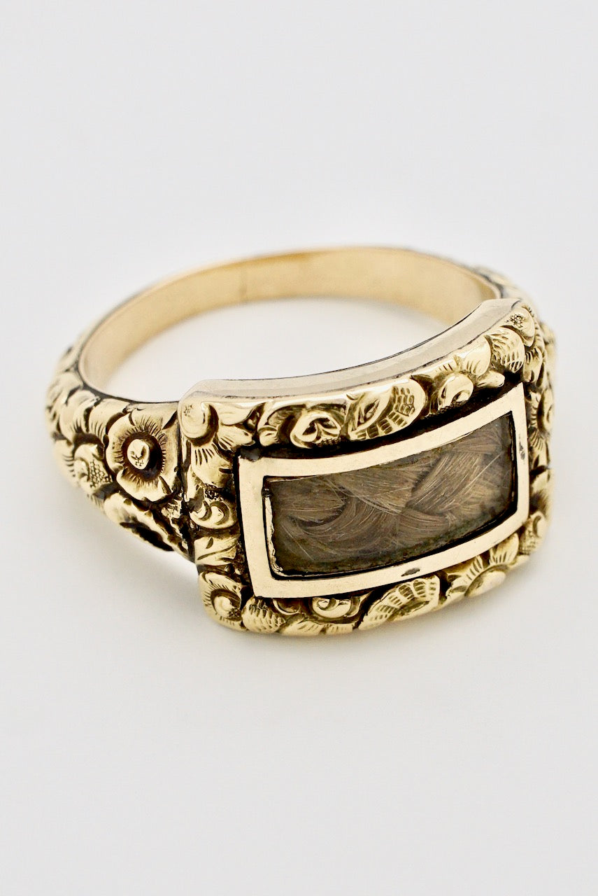 Antique 15k Yellow Gold Mourning Hair Memorial Ring