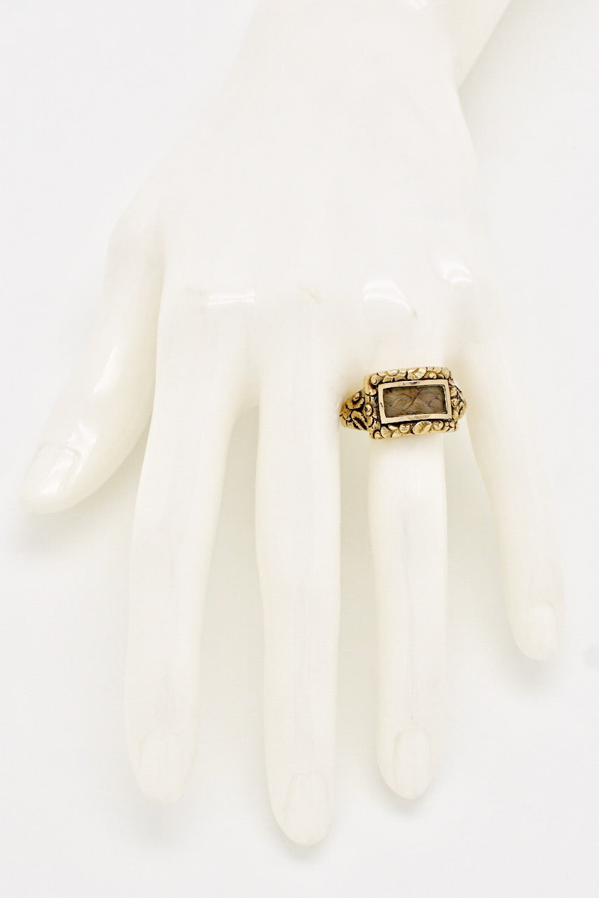 Antique 15k Yellow Gold Mourning Hair Memorial Ring