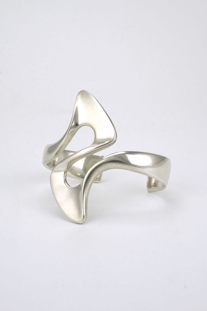 Georg Jensen silver whiplash cuff - design 287 Henning Koppel