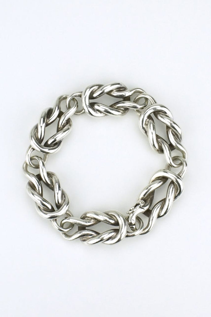 Gucci silver knot bracelet