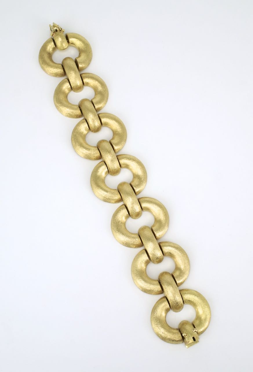 Vintage Italian 9ct TriColour Gold Mesh Bracelet  Hattons Antiques